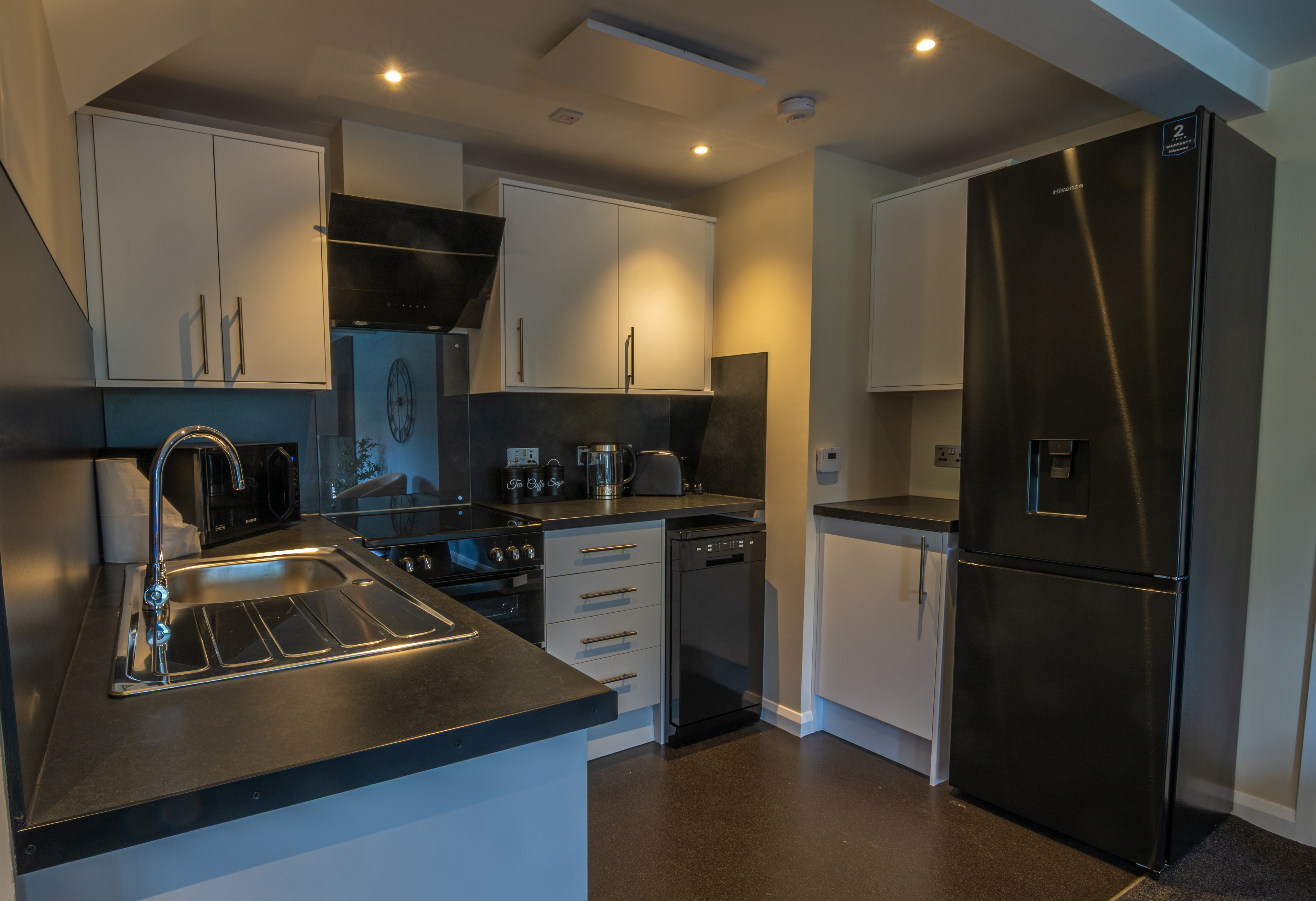 Kitchen 